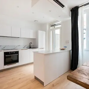 Appartement {st Fee Sur Les Toits} * Plein Centre * Clim
